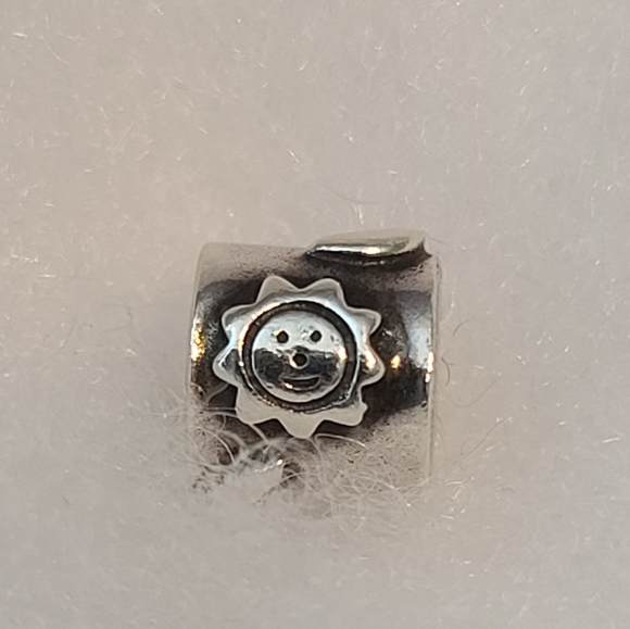 Authentic Pandora Sun, Moon, and Stars Charm (Retired) - Picture 2 of 11